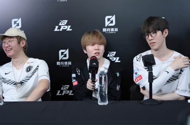 塞门约从肋 塞门约从肋